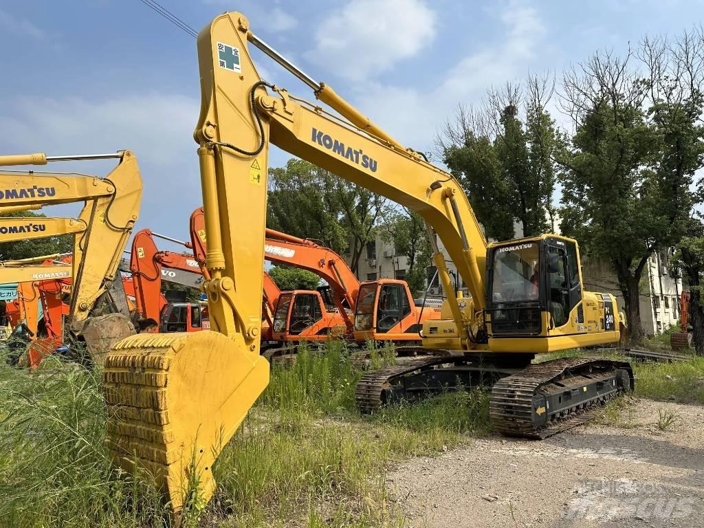 Komatsu PC240-8 Escavatori cingolati