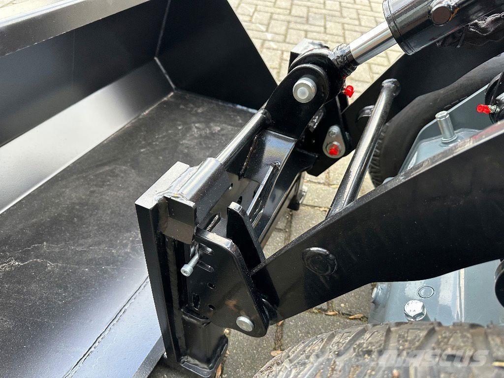 GiANT SK252 skid Escavatori speciali