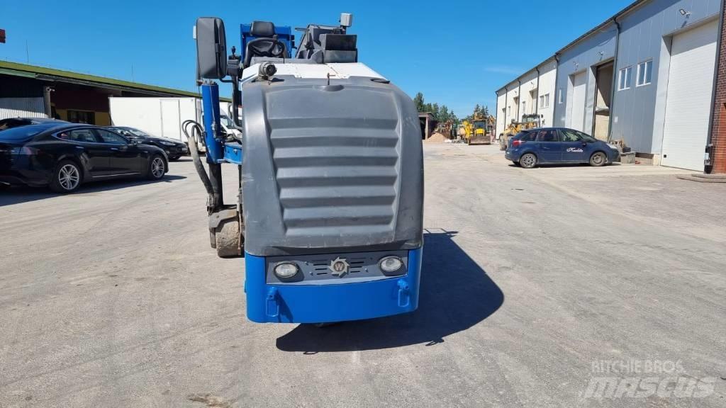 Wirtgen W 50 DC Fresa a freddo per asfalto