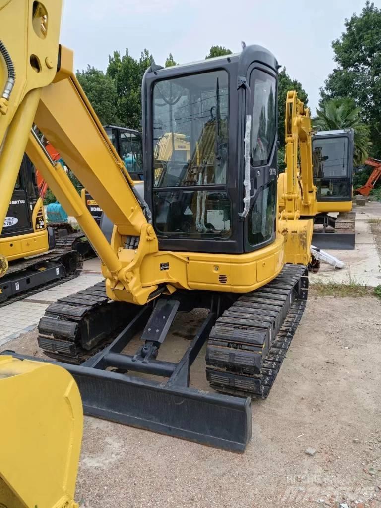 Komatsu PC 30 Miniescavatori