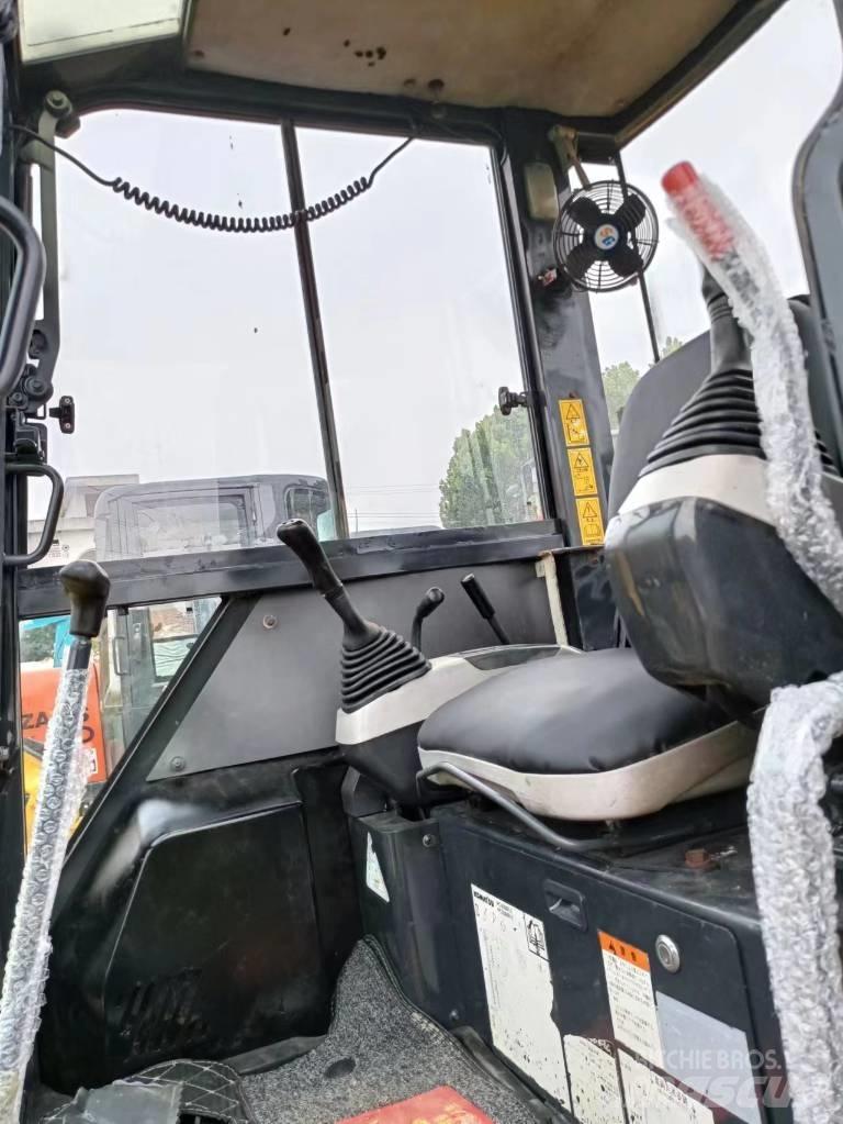 Komatsu PC 30 Miniescavatori