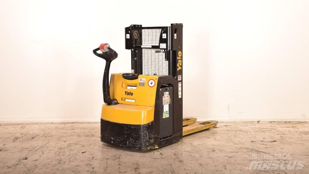 Yale MS 14 AC Transpallet uomo a terra