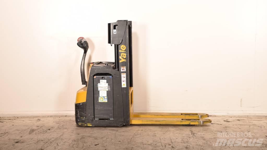 Yale MS 14 AC Transpallet uomo a terra