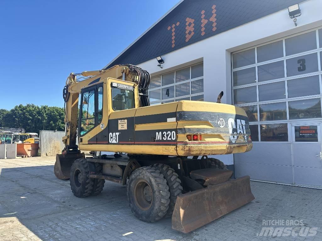 CAT M 320 VAH Escavatori gommati