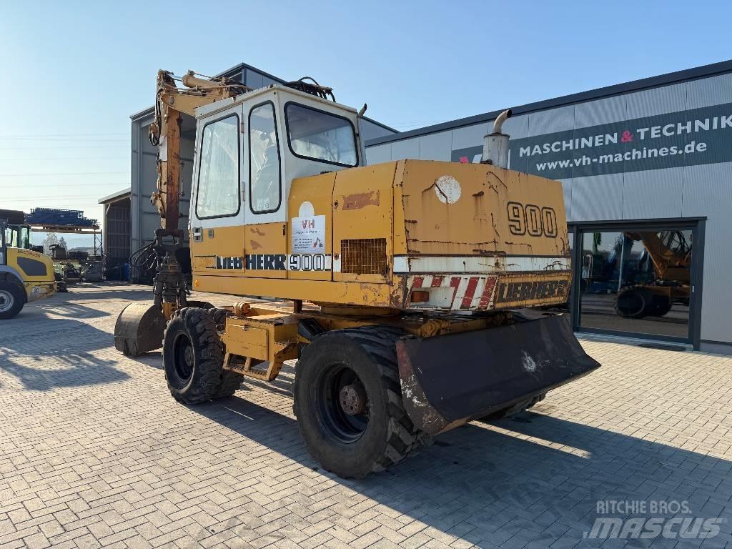 Liebherr A 900 C Escavatori gommati