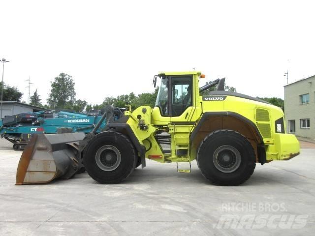 Volvo L 180 H Pale gommate
