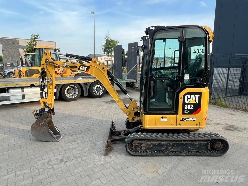 CAT 302 Miniescavatori