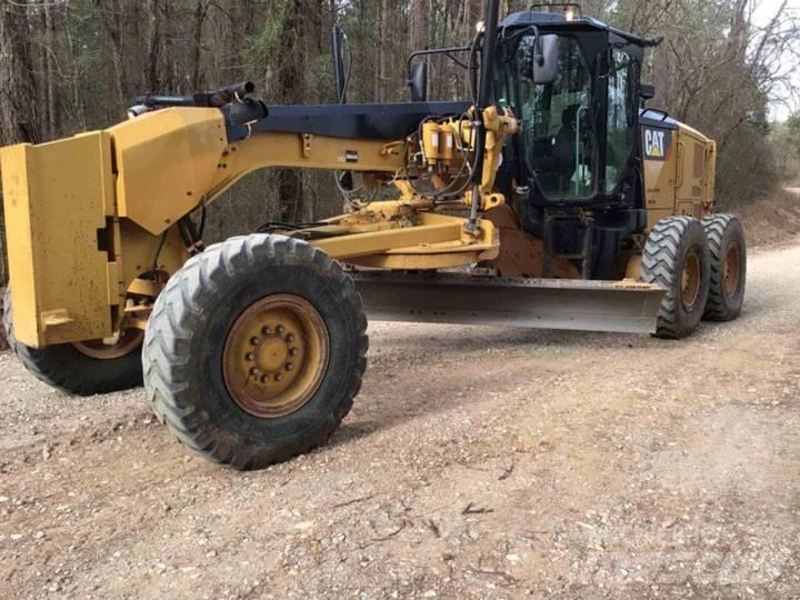 CAT 12M2 Motorgraders