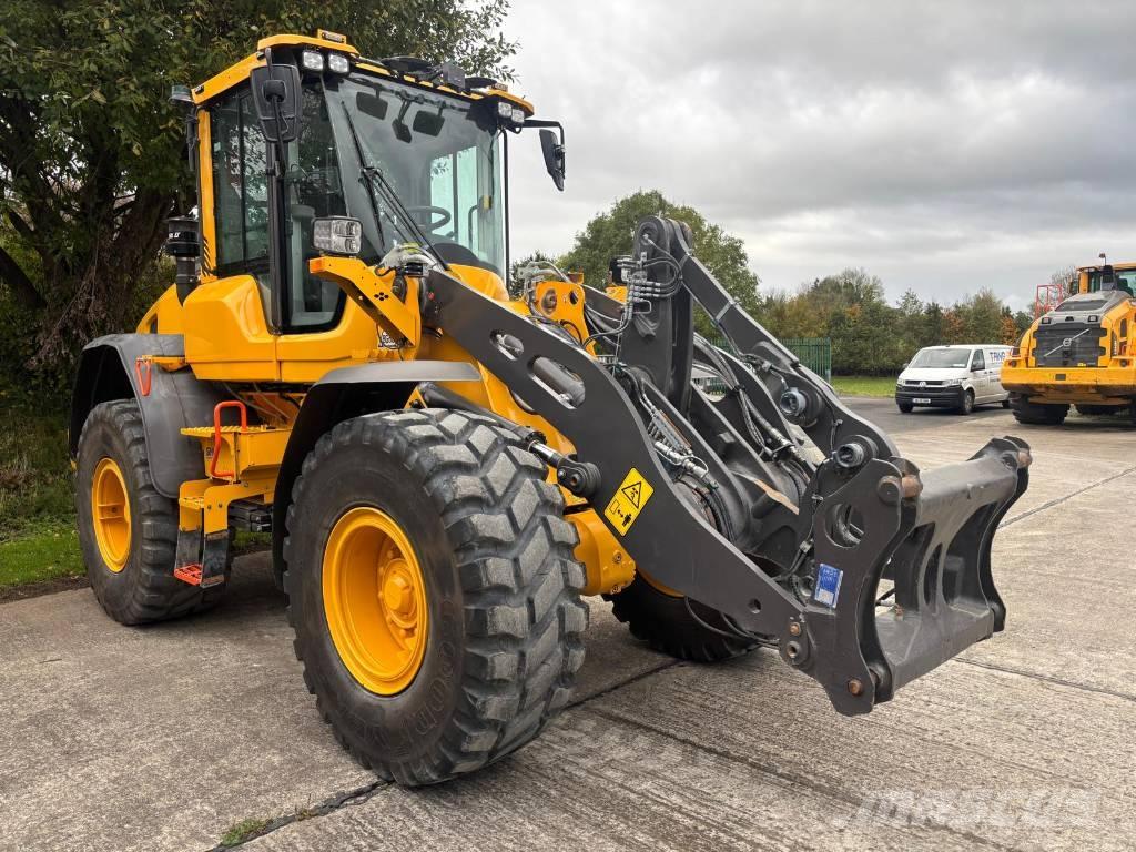 Volvo L 60 H Pale gommate