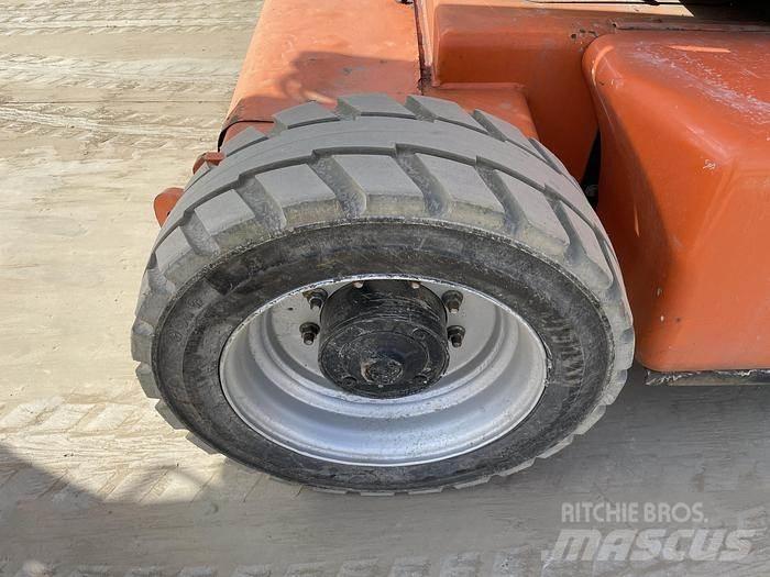 JLG E450AJ Piattaforme a braccio articolato