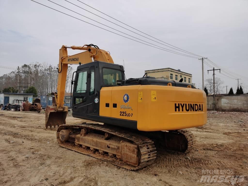 Hyundai R225LC-7 Escavatori cingolati