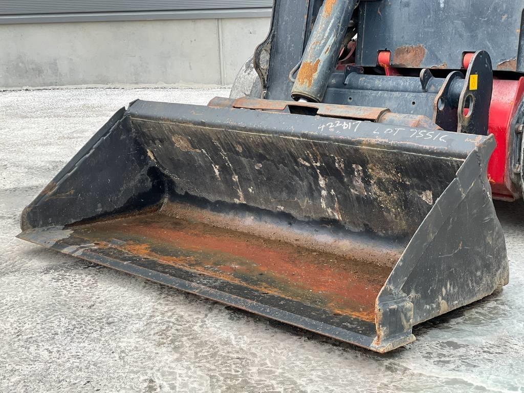 JCB R260 Mini Pale Gommate