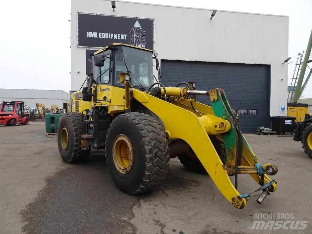 Komatsu WA380-5H Pale gommate