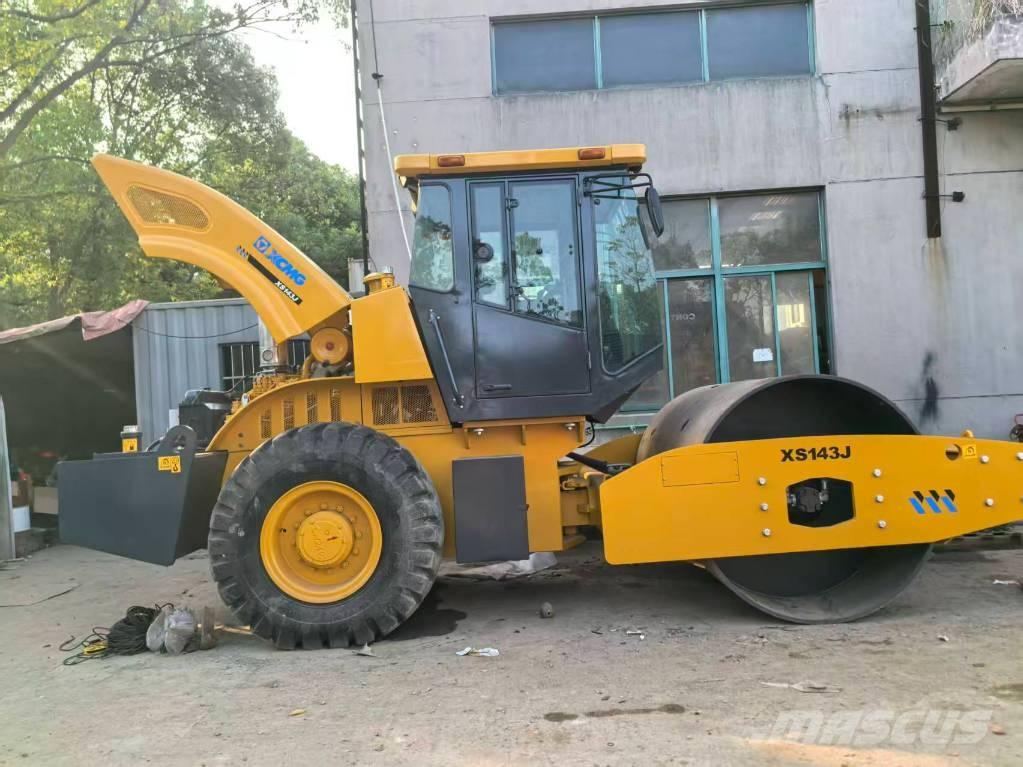 XCMG XS 143 Rulli monotamburo