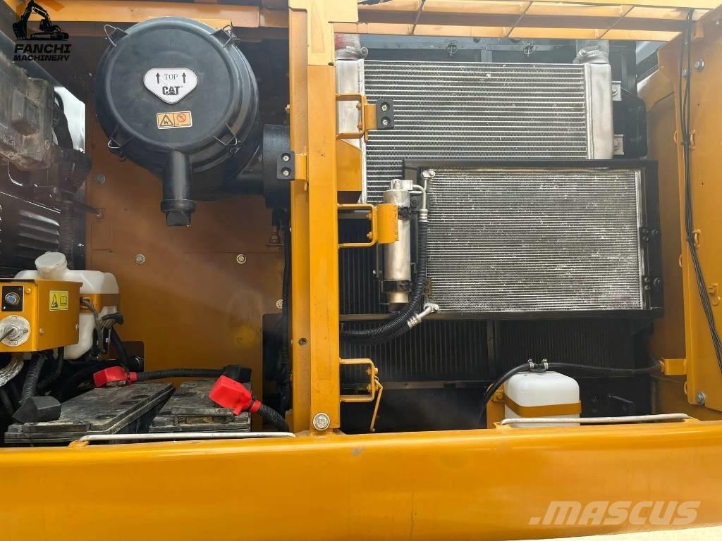 CAT 320D Escavatori medi 7t - 12t