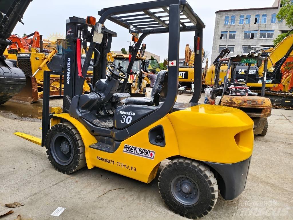 Komatsu FD 30 T-16 Carrelli elevatori diesel