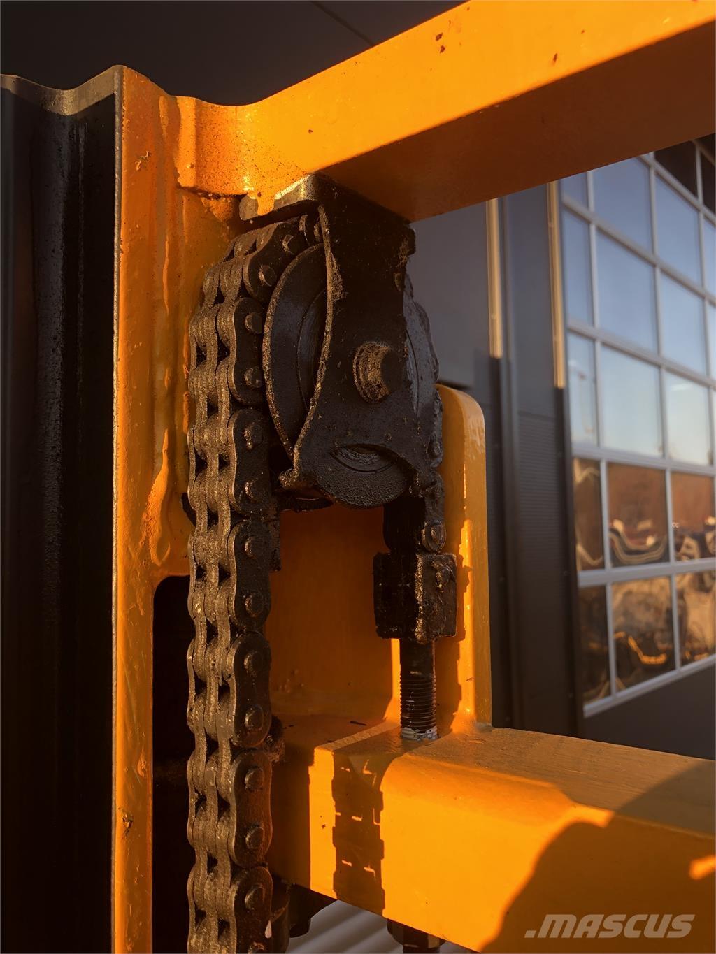 Jungheinrich WP16 Carelli stoccatori  automatici-usati