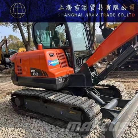 Doosan DX 60 Escavatori cingolati