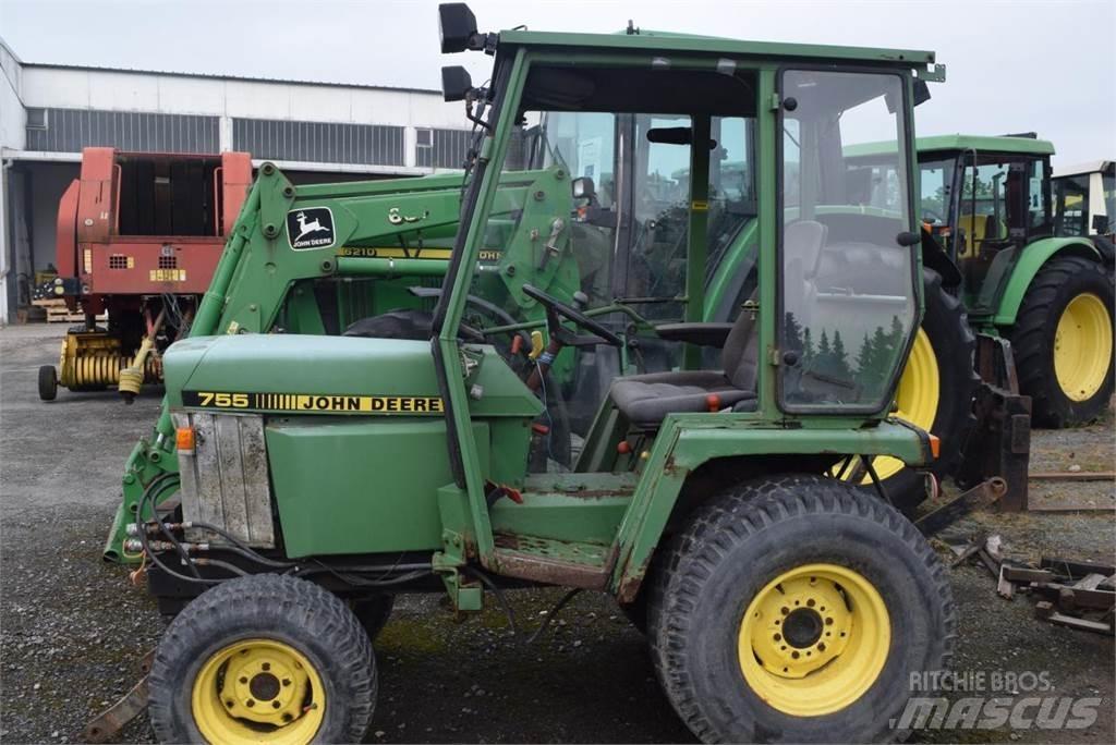 John Deere 755 Trattori
