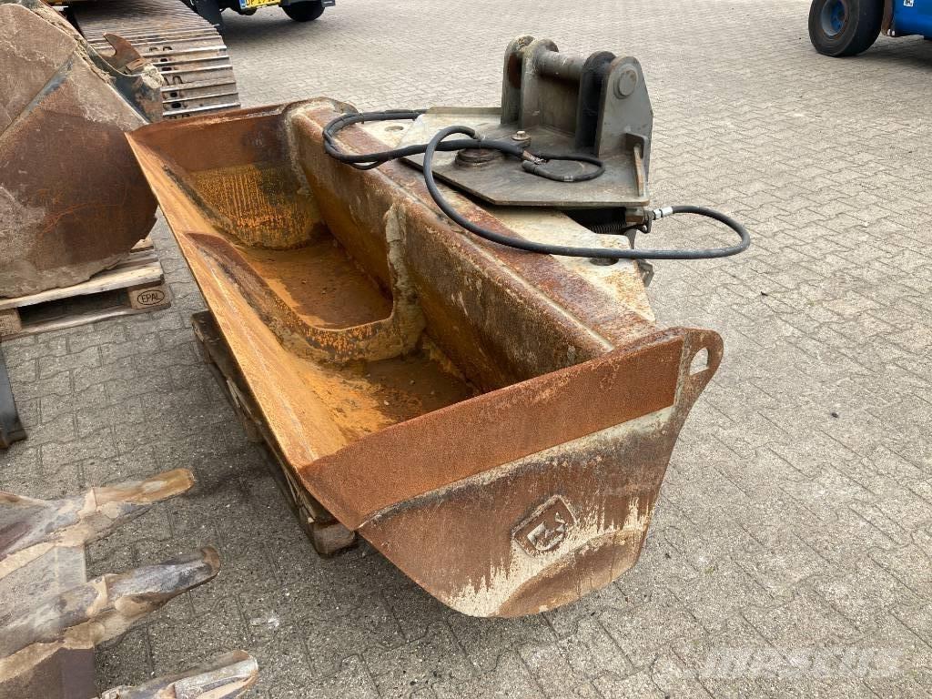 Komatsu PC 130-6K Escavatori cingolati