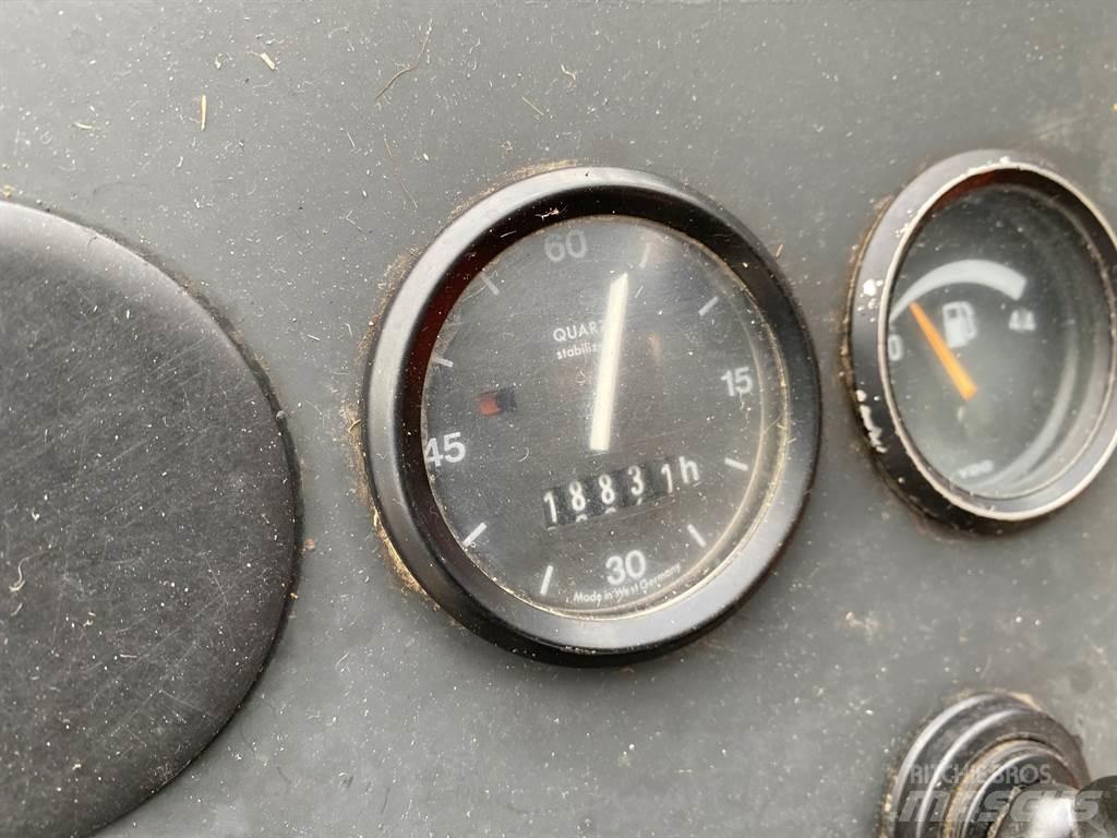 Schaeff SKS 661 Pale gommate