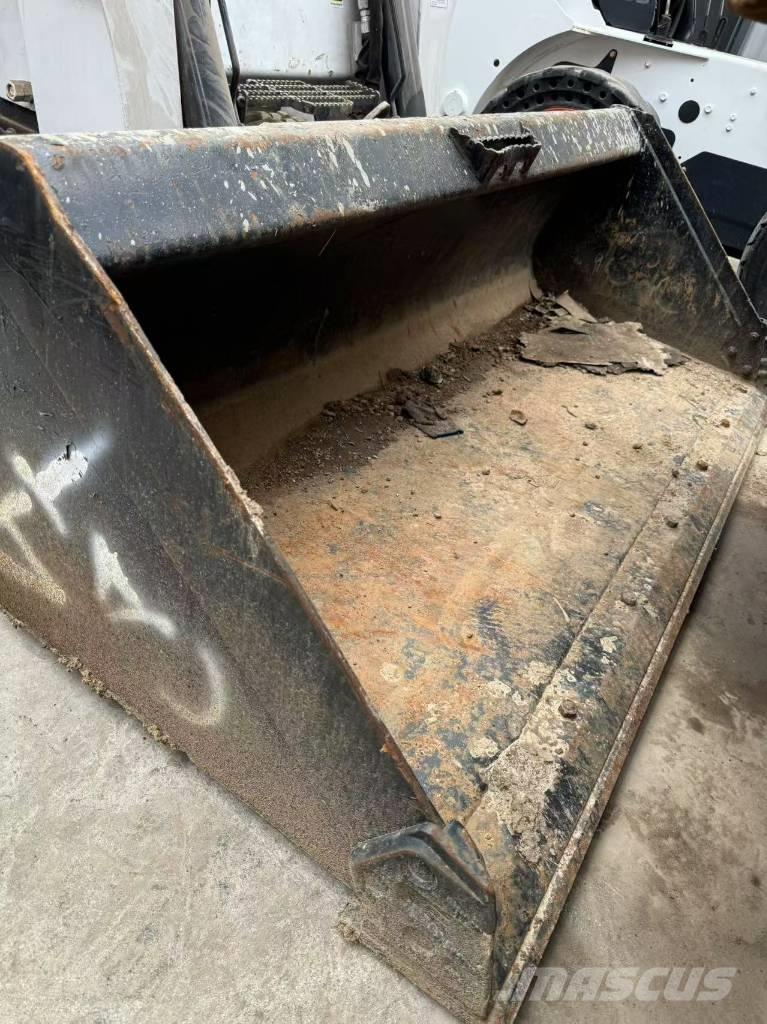 Bobcat T 770 Pale cingolate