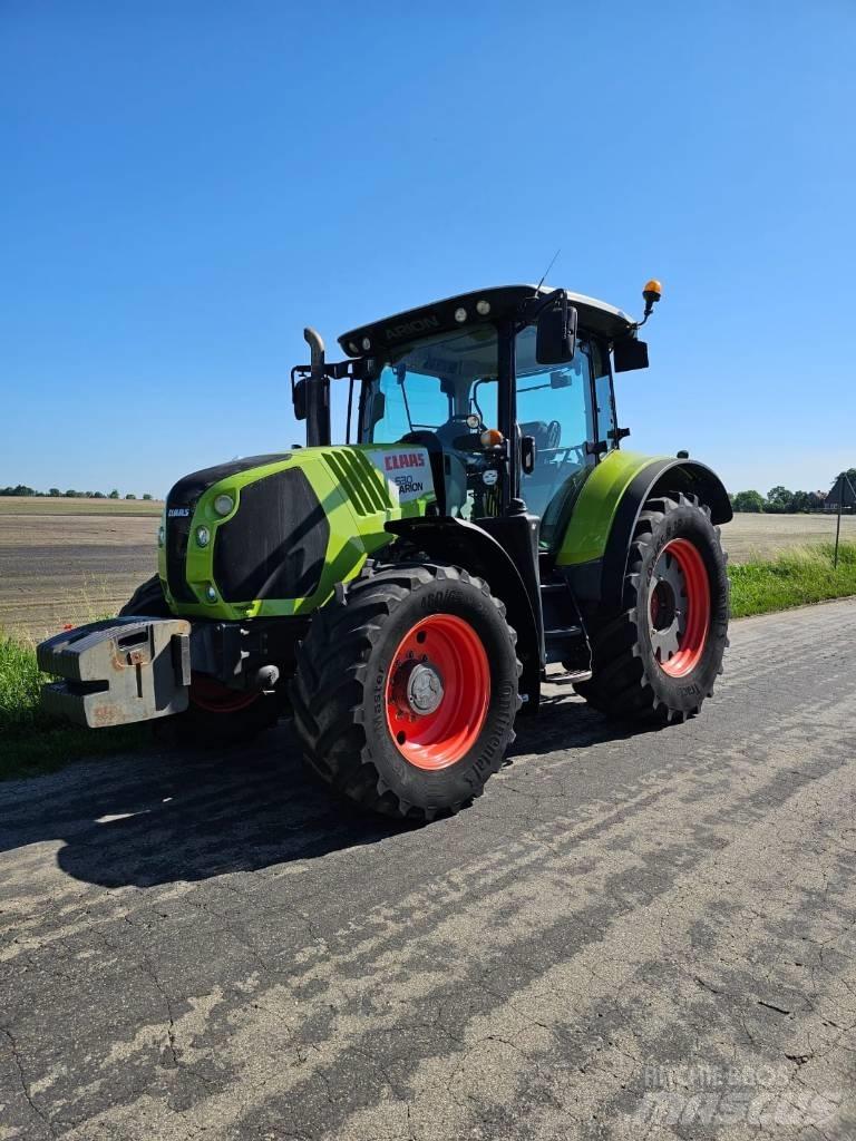 CLAAS Arion 530 Trattori