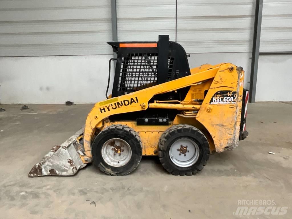 Hyundai HSL 650 Mini Pale Gommate
