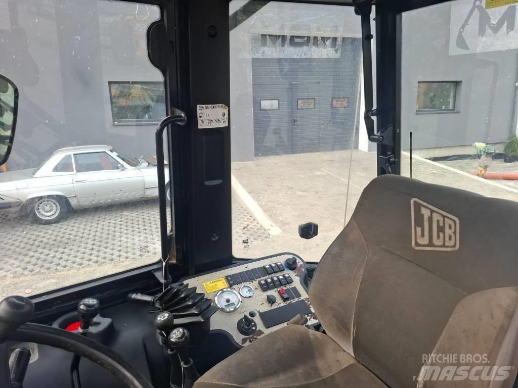 JCB 2 CX Terne
