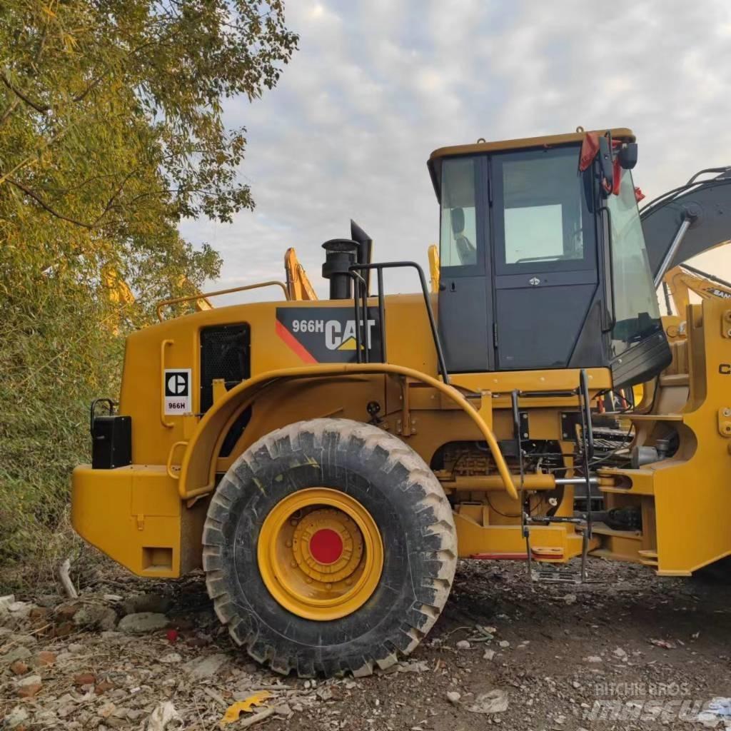 CAT 966 H Pale gommate