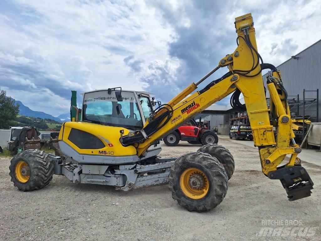 Menzi Muck M540 Escavatori speciali