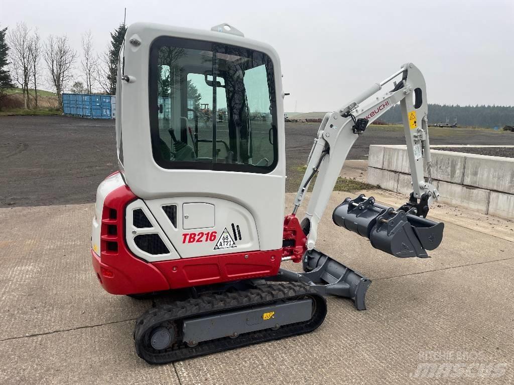 Takeuchi TB 216 Miniescavatori
