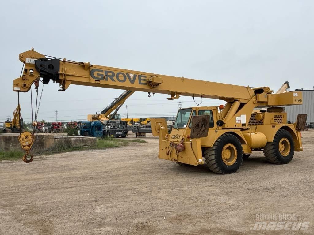 Grove RT 58 D Gru per terreni difficili