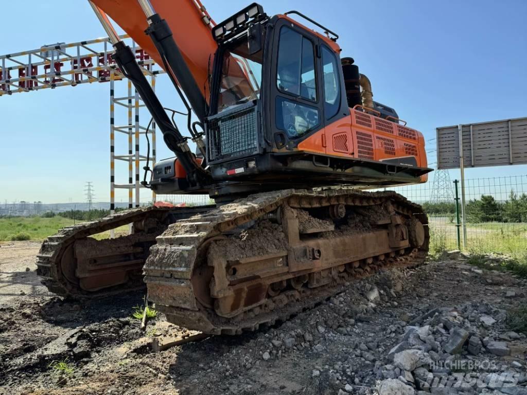 Doosan 520LC-9C Escavatori cingolati