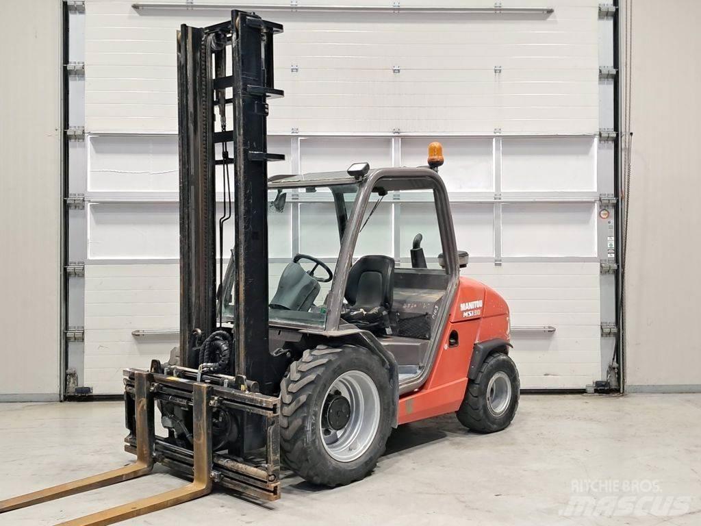 Manitou MSI30D Elevatore per esterni