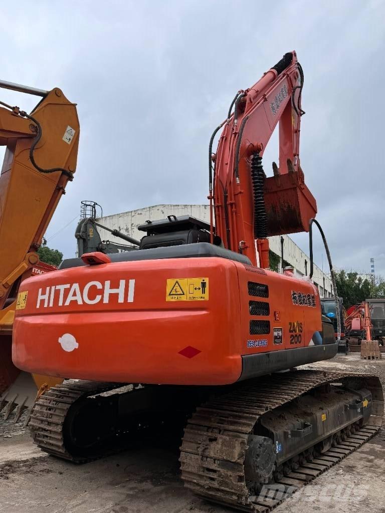 Hitachi ZX 200 Escavatori cingolati