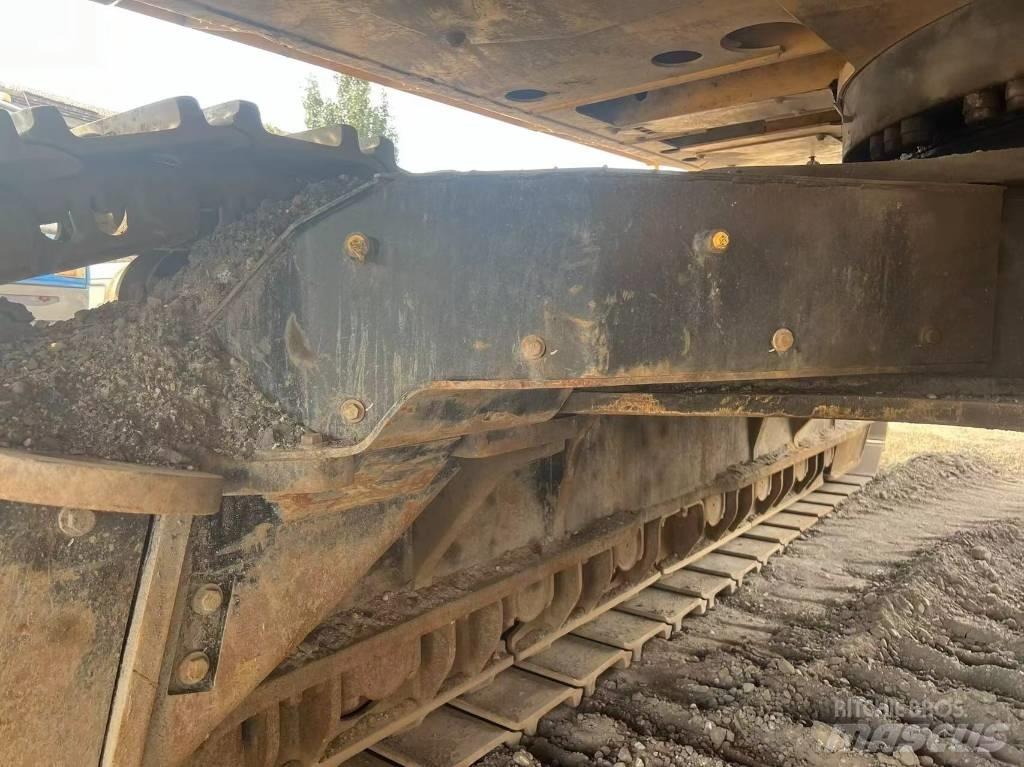 CAT 374 Escavatori cingolati
