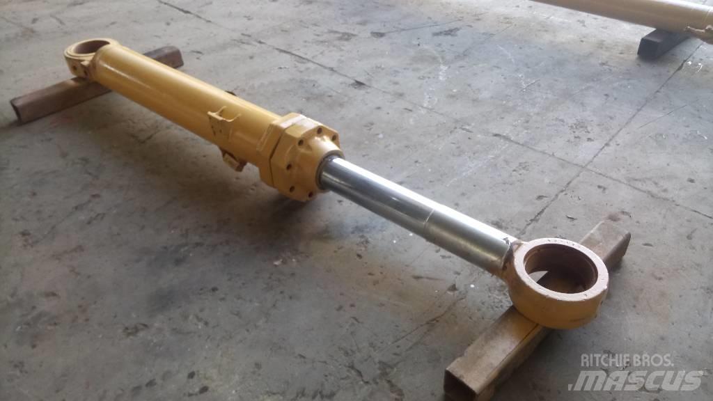 CAT 245 Componenti idrauliche