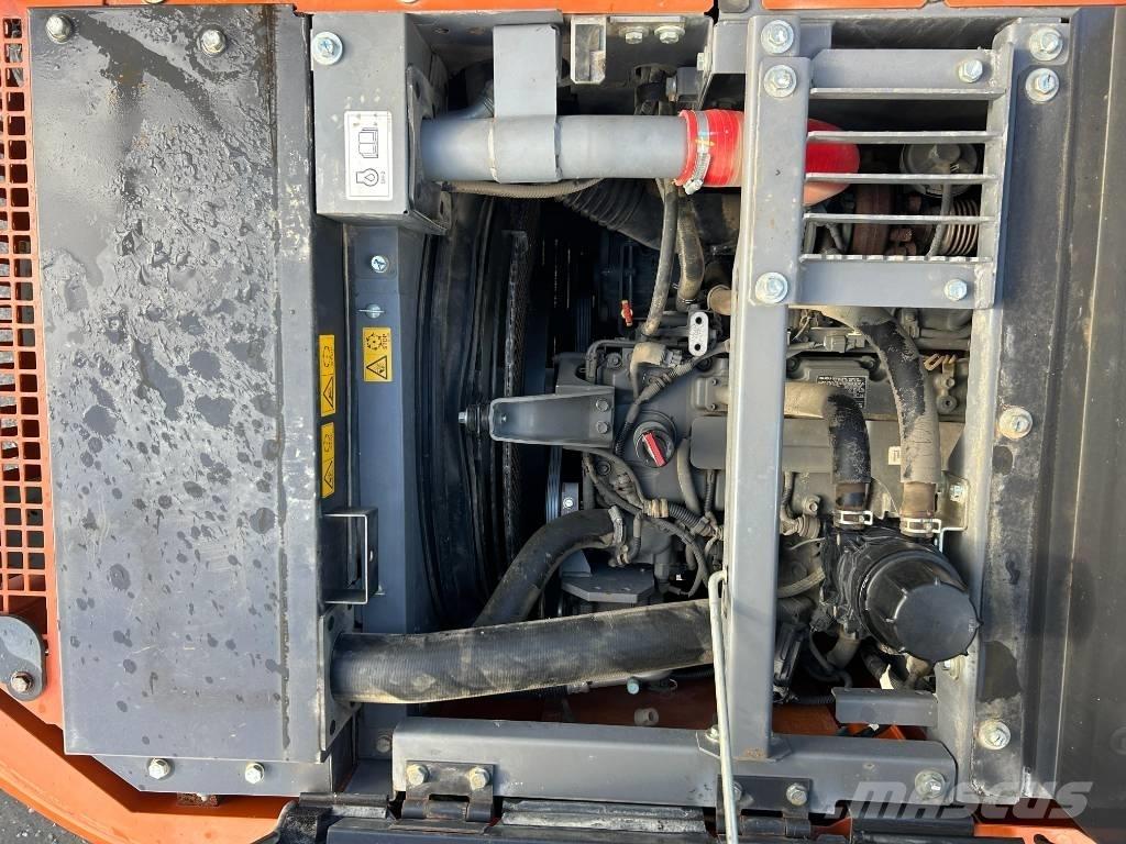 Hitachi ZX 130-6 Escavatori cingolati