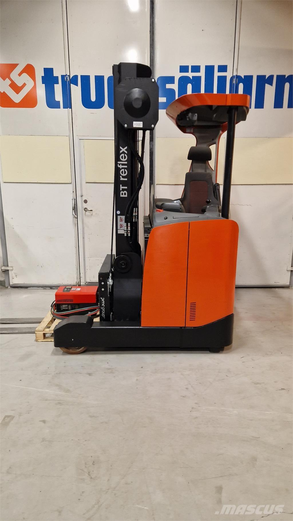 BT RRE140E Carrello retrattile