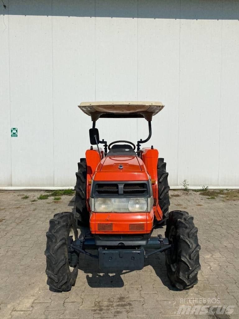 Kubota GL320 Trattori compatti