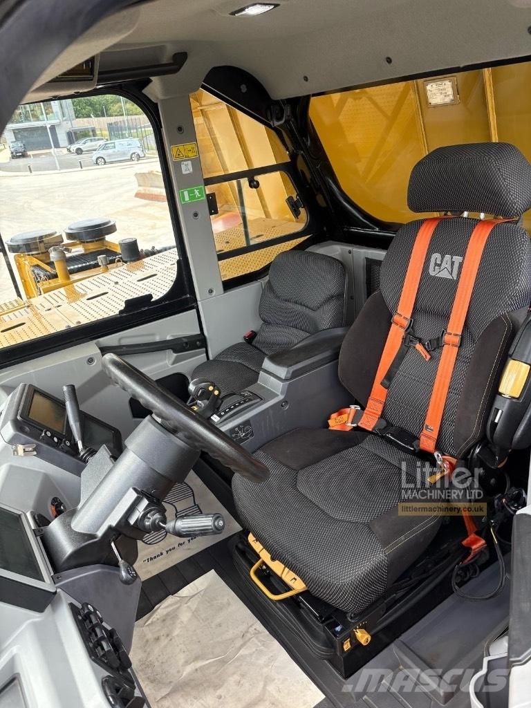 CAT 775 G Dumper a telaio rigido