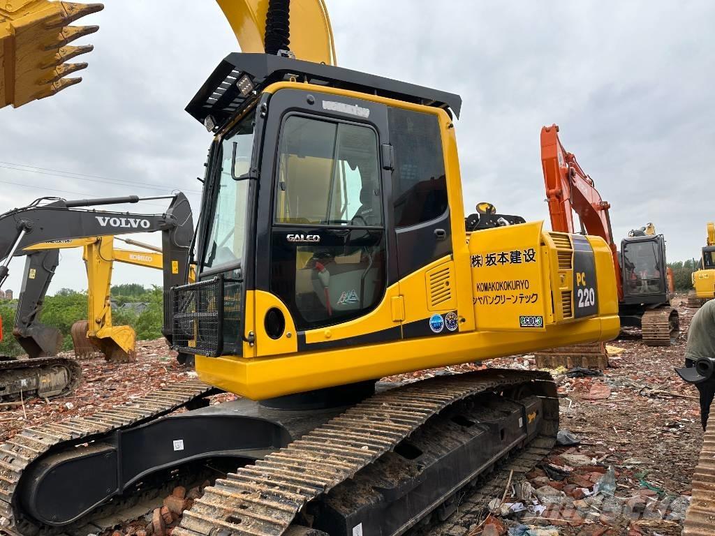Komatsu PC 220-8M Escavatori cingolati