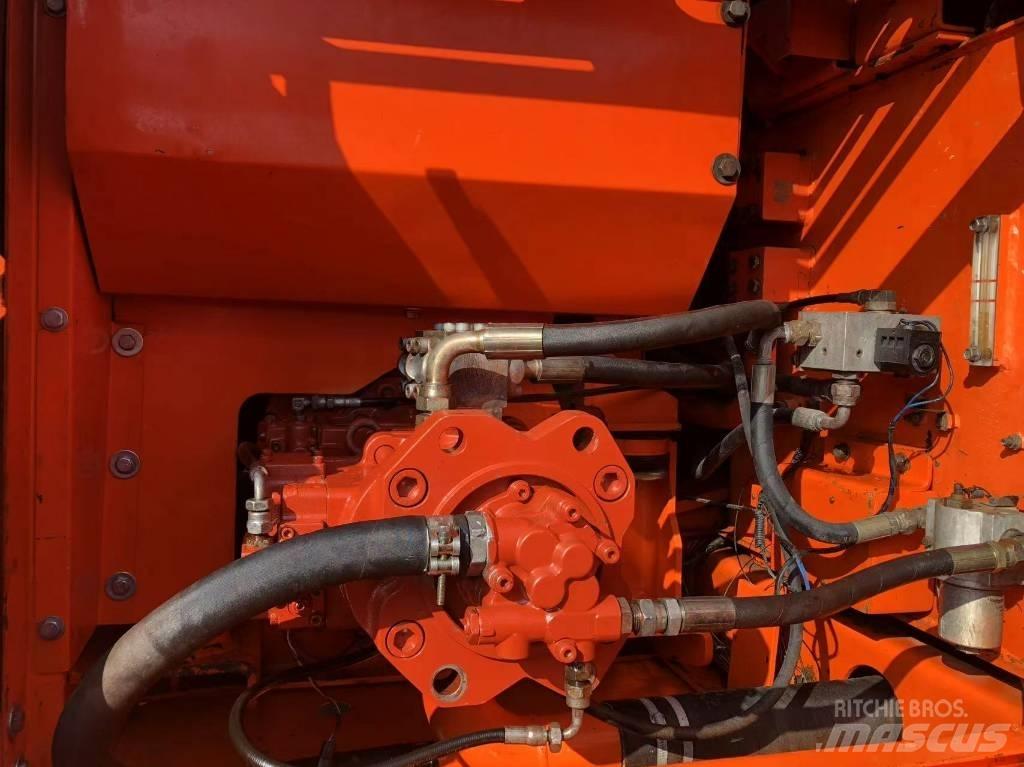 Doosan 220-7 Escavatori cingolati