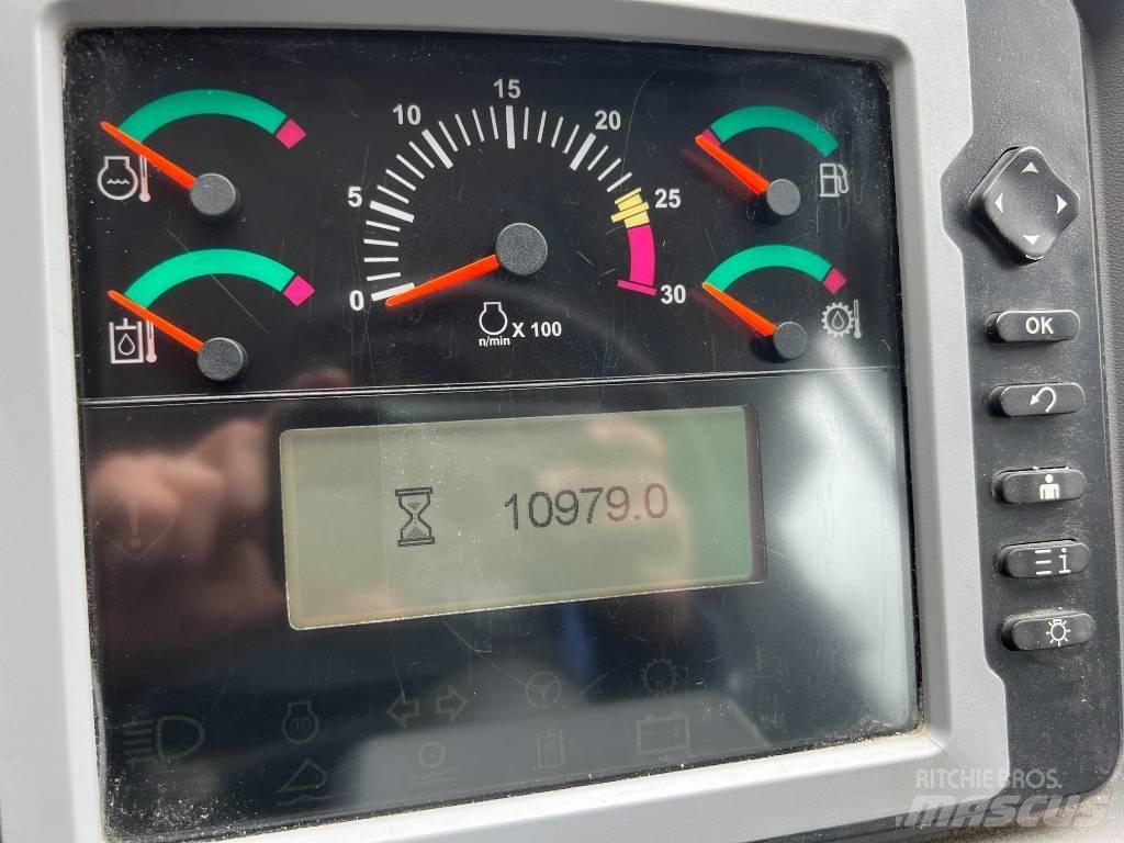 CAT 950K Pale gommate