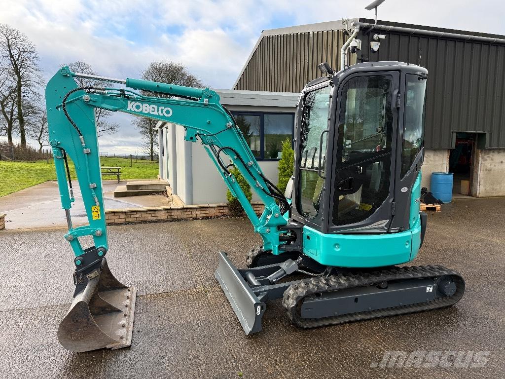 Kobelco SK26-7 Miniescavatori