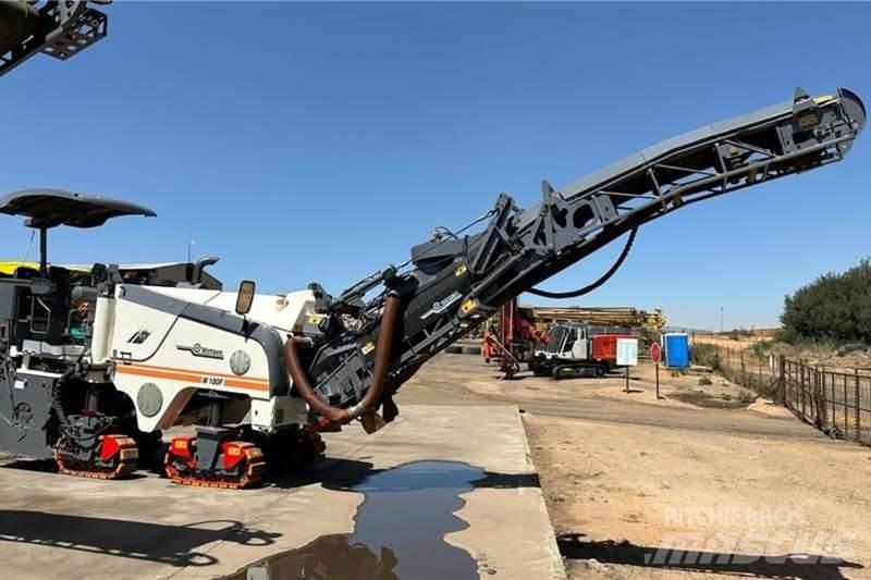 Wirtgen W100 Camion altro