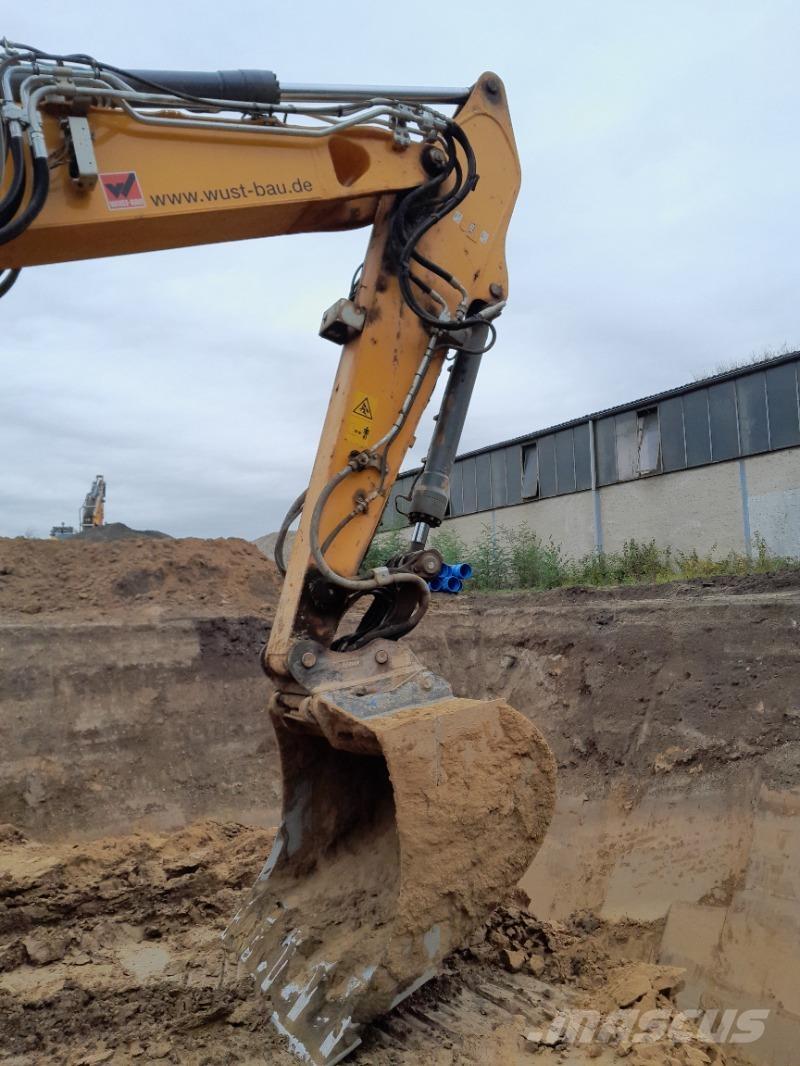 Liebherr R926 Escavatori cingolati