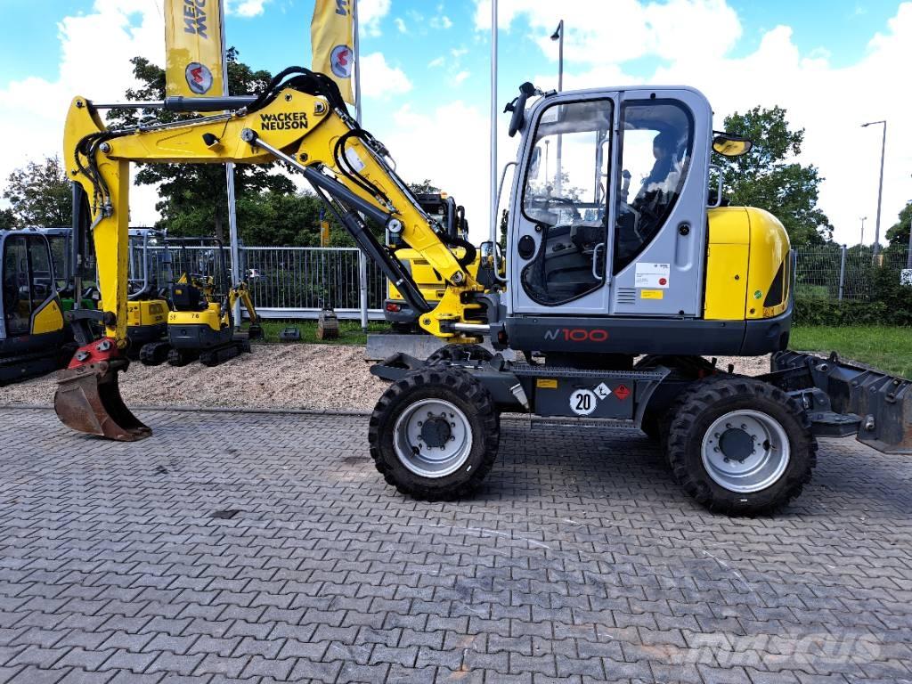 Wacker Neuson EW100 Escavatori gommati