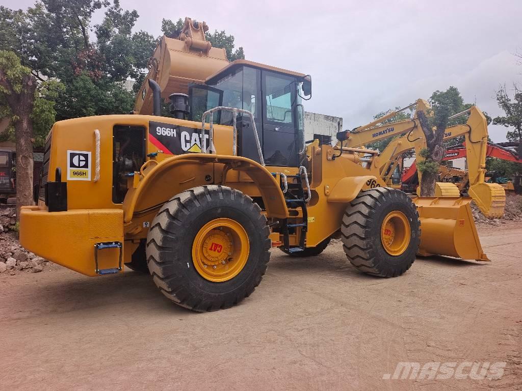 CAT 966H Pale gommate